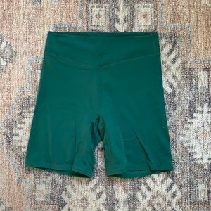 Balance Athletica cloud bike shorts (longer fit)